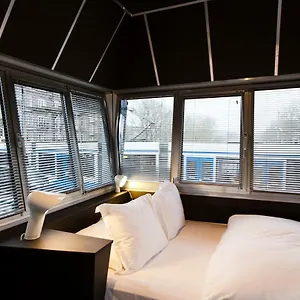 sweets-wiegbrug.zandvoort-hotels.com/